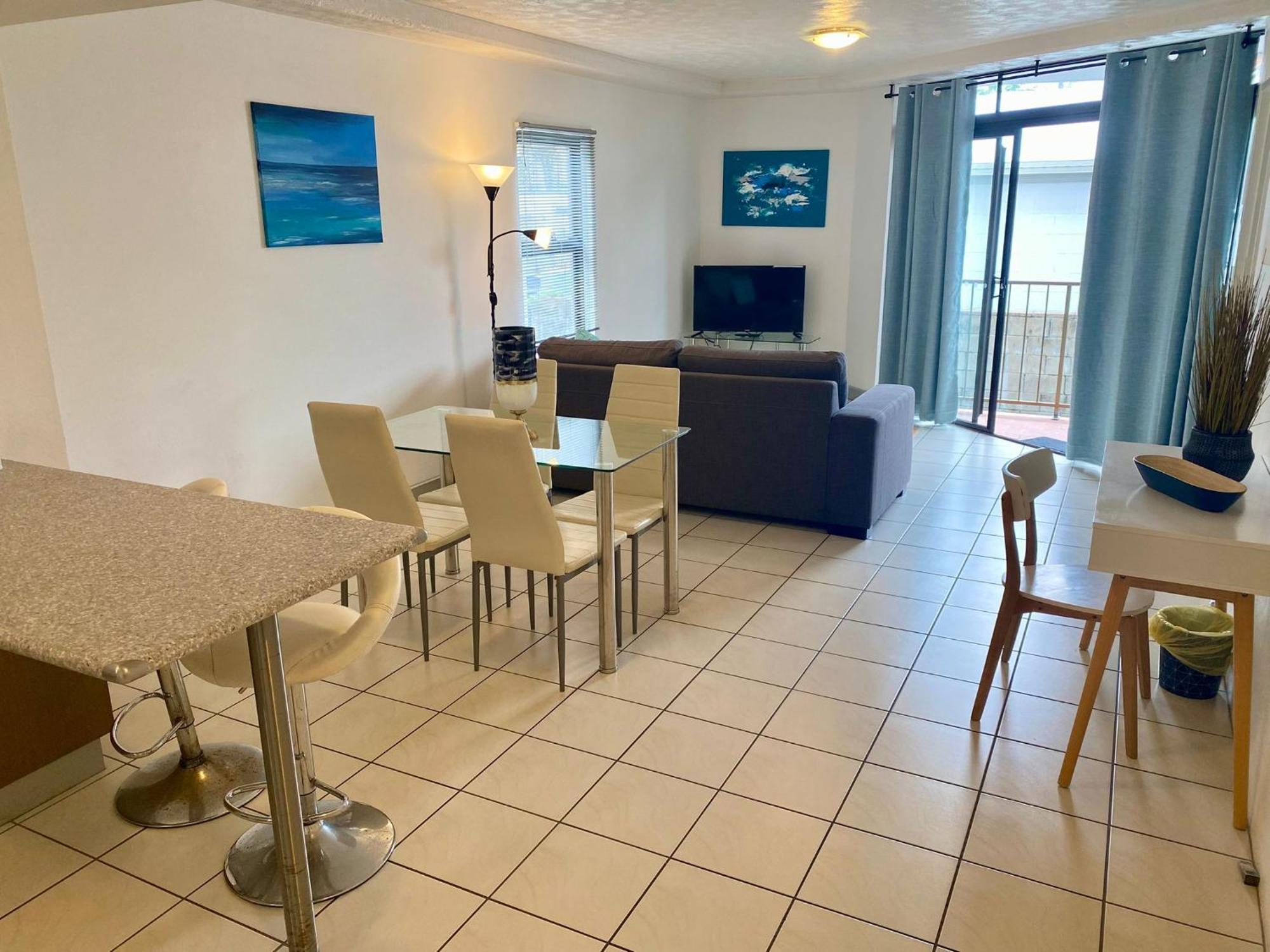 Apartment Waterfront Self-contained Sanctuary Townsville