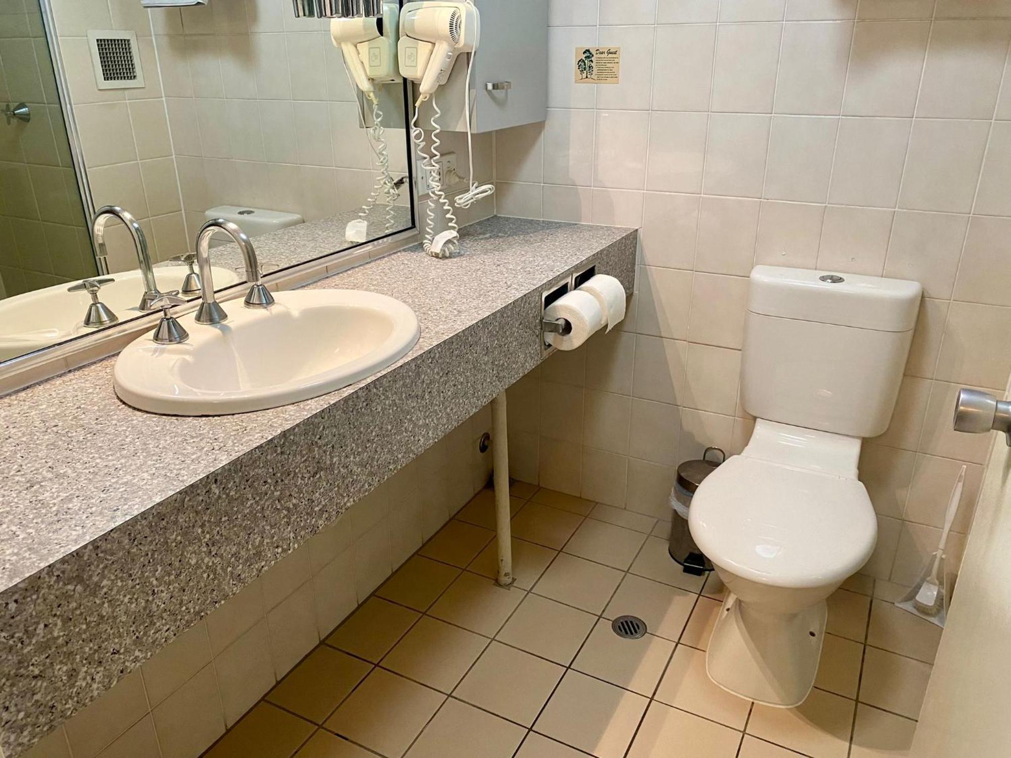 Waterfront Self-contained Sanctuary Townsville